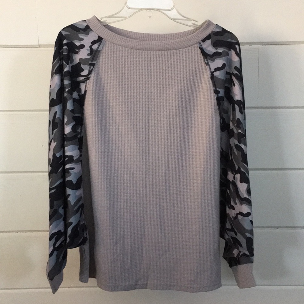 NEW Camo & Grey Off Shoulder LongSleeve Top - Picture 5 of 16